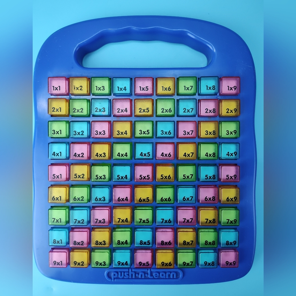 Push & Learn Colorful Multiplication Educational Learning Toy Blue VG - Picture 3 of 10